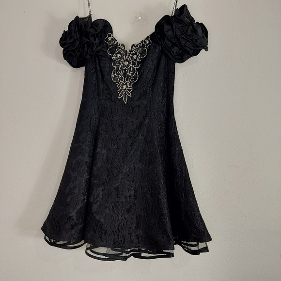 Betsy & Adam Black Sequin Short Puff sleeve Tulle Prom Cocktail Dress Sz 13 VTG - Picture 4 of 16